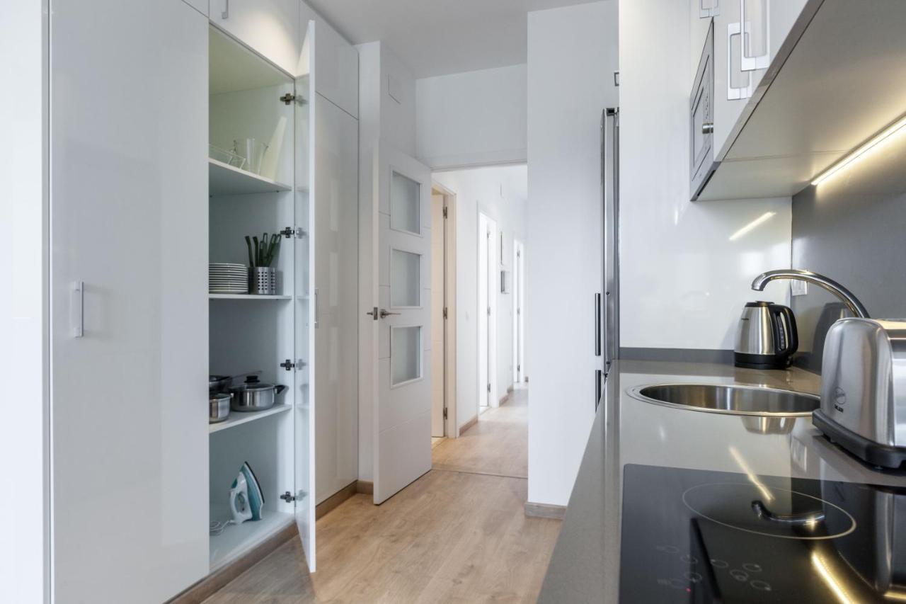 Bright Apartment With Balconies 34 บาร์เซโลนา ภายนอก รูปภาพ