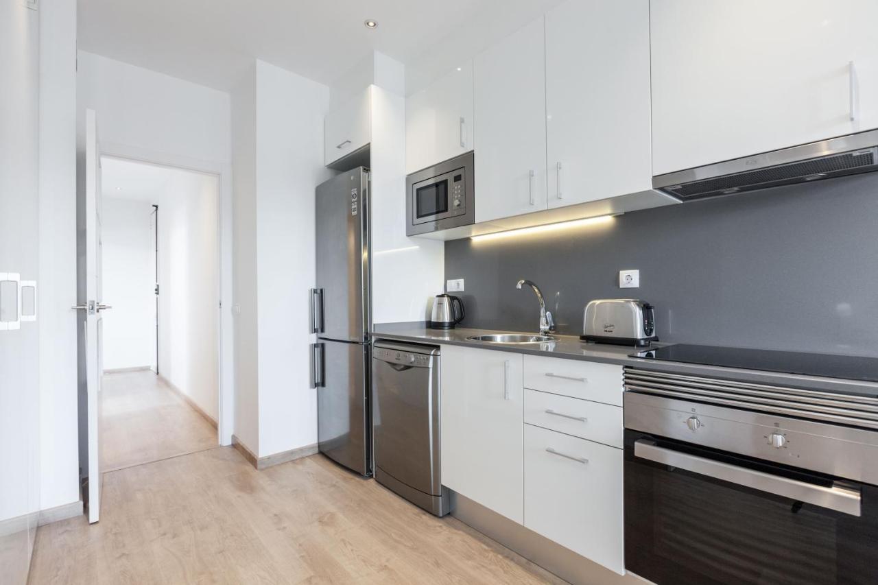 Bright Apartment With Balconies 34 บาร์เซโลนา ภายนอก รูปภาพ
