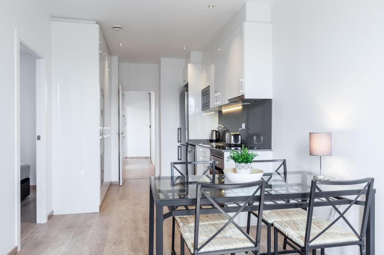 Bright Apartment With Balconies 34 บาร์เซโลนา ภายนอก รูปภาพ